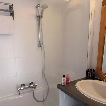 Reine Blanche - Et Bien Equipe Pour 4 Personnes Entree De Station Mae-7702